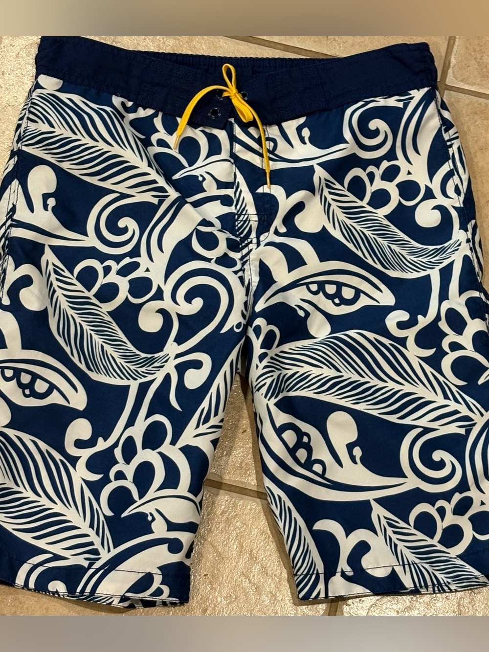 $5 in bundle! Boys’ Size 10 Swim Shorts, Gymboree, Blue White Swim Trunks